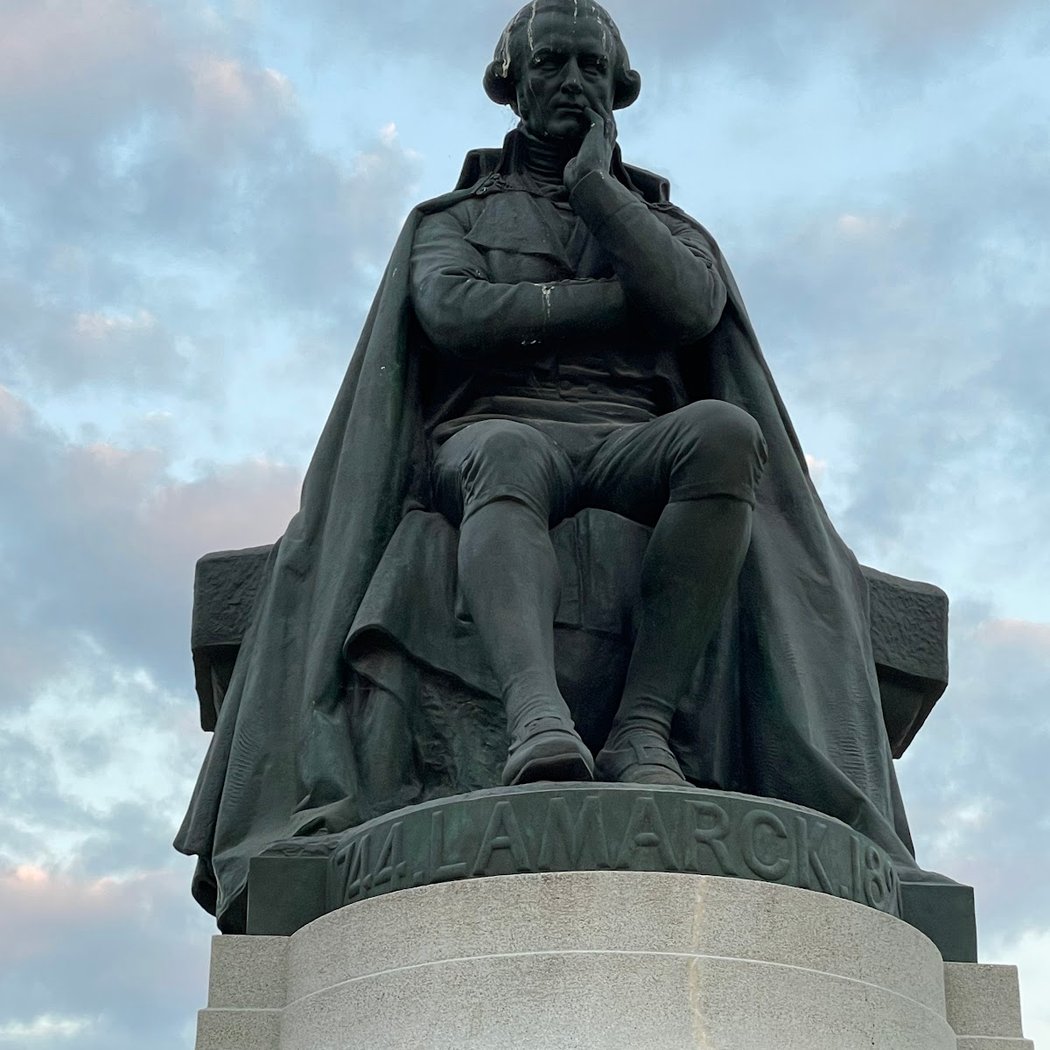 Lamarck statue 1